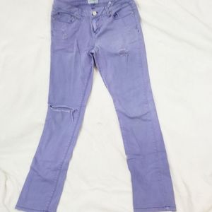 💋3/$20 SALE💋Aero Skinny Distressed Jeans